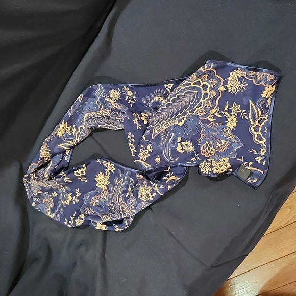 Source Unknown Accessories - SCARF